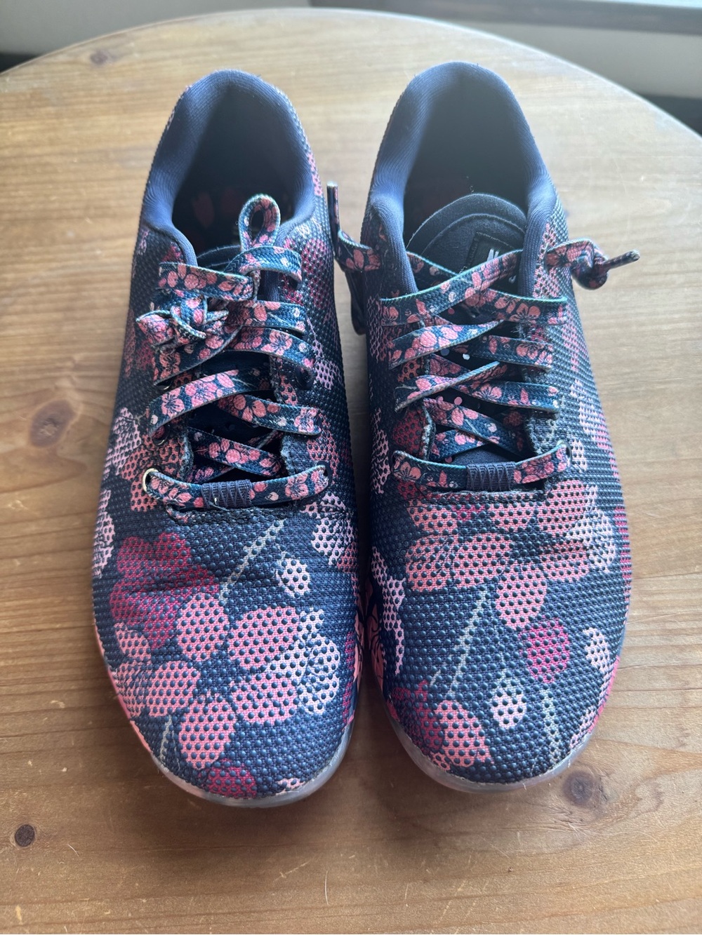 Like new Nobull Floral Navy & Cross Fit Sneakers